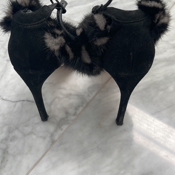 🐰Stuart Weitzman "Bunny Love" Size 8.5 Mink Heels - Picture 7 of 7